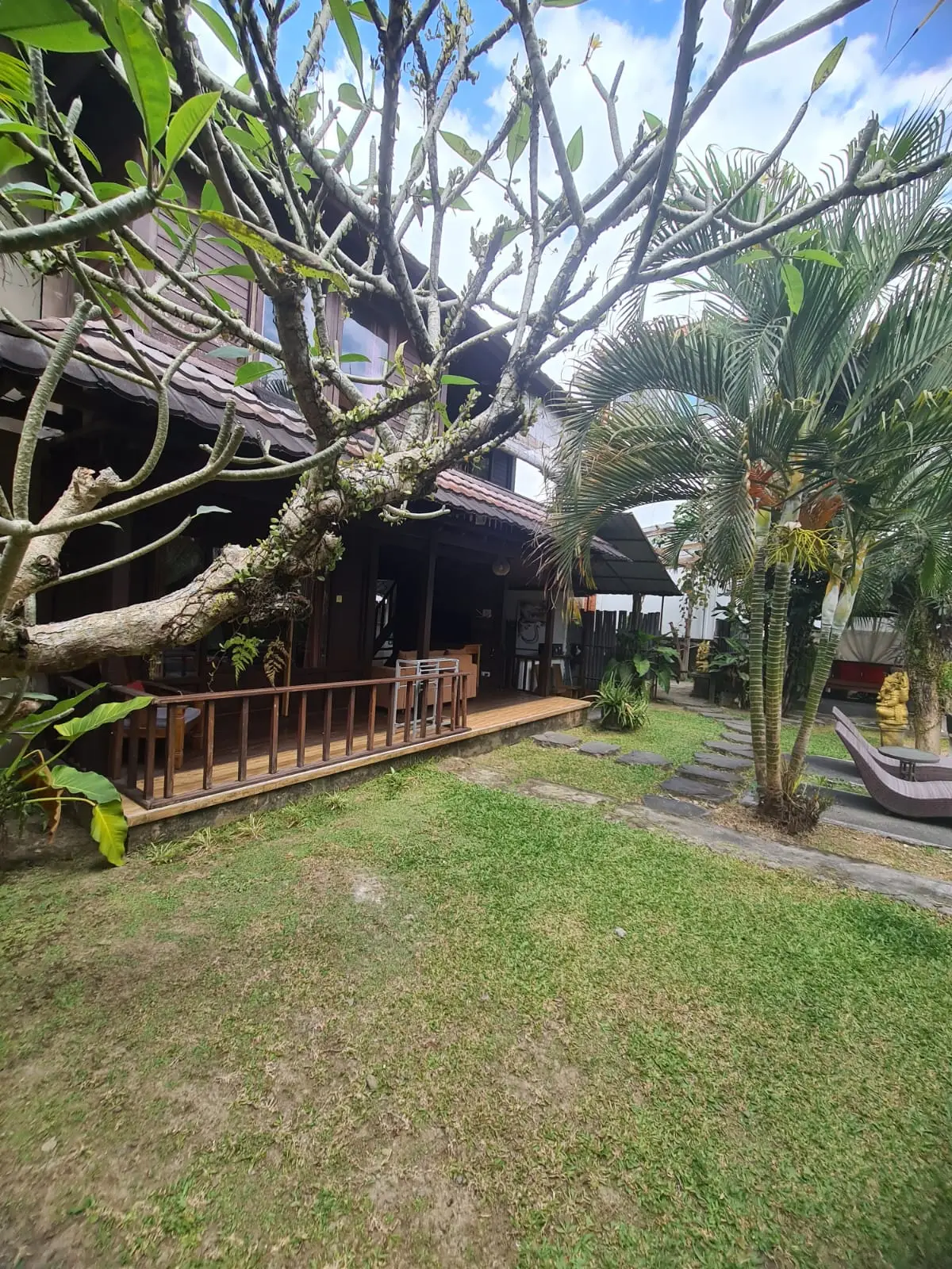 Disewakan Wood House Villa di Ubud