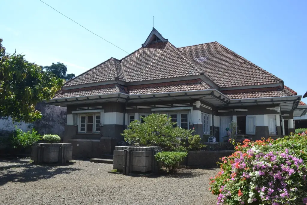 Rumah Kuno/Antik Keluarga Besar Ashadi Kudus
